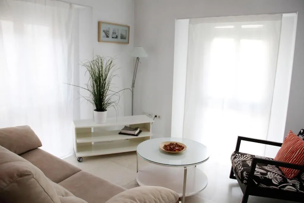 Cosy Apartment / Literally At The Foot Of Alhambra Granada